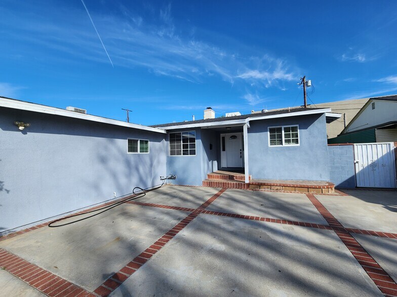 Building Photo - 12549 Barbara Ann St