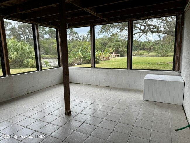 Building Photo - 3439 Quail Ct