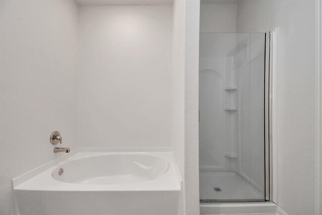 Building Photo - 424 Maple Fawn Dr