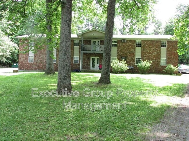 Primary Photo - 1090 Evelyn Dr
