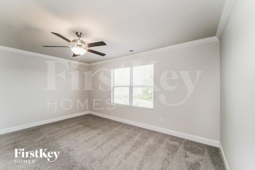 Building Photo - 2823 Curbstone Ln