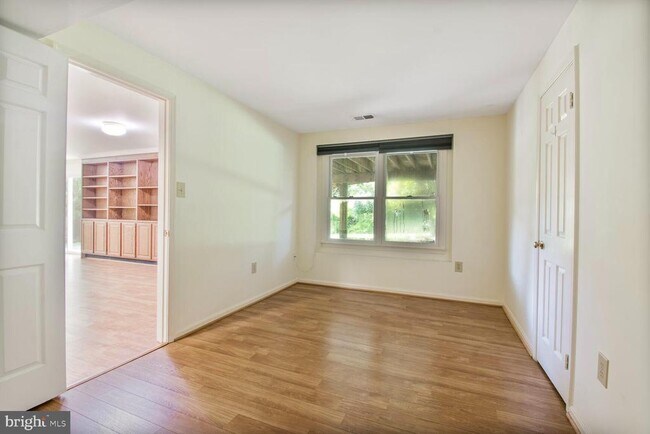 Building Photo - 7701 Zulima Ct