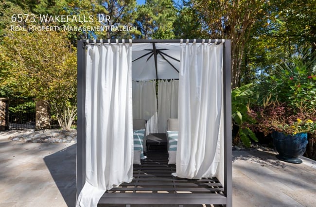 Building Photo - 6573 Wakefalls Dr