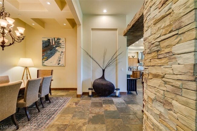 Building Photo - 549 Regents Gate Dr