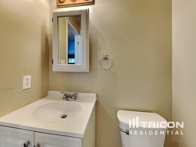 Building Photo - 4170 Snowshoe Ln