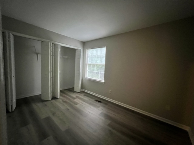 Building Photo - Room in Townhome on Lex Dr