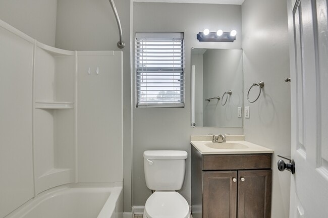 Building Photo - 2919 Cable Way