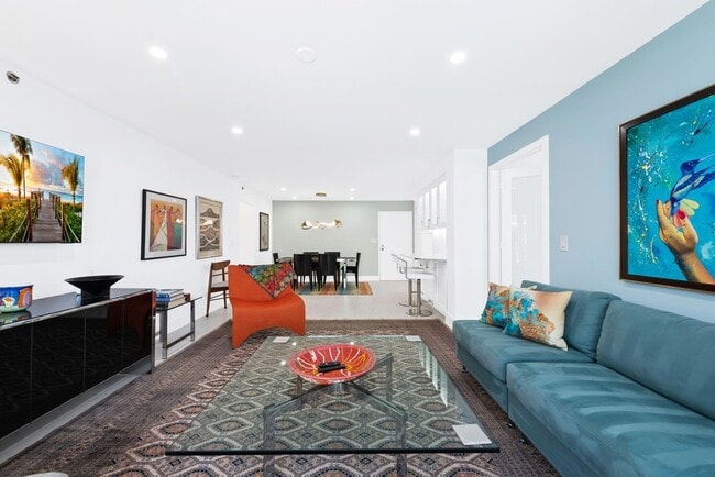 Building Photo - 3215 S Ocean Blvd