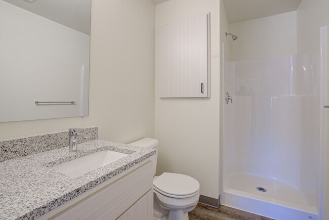 Building Photo - Country Living with Modern Flair: Wake up to the sounds of nature, Live Minutes from Everything