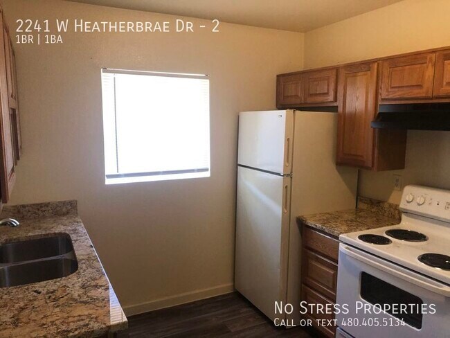 Building Photo - 2241 W Heatherbrae Dr