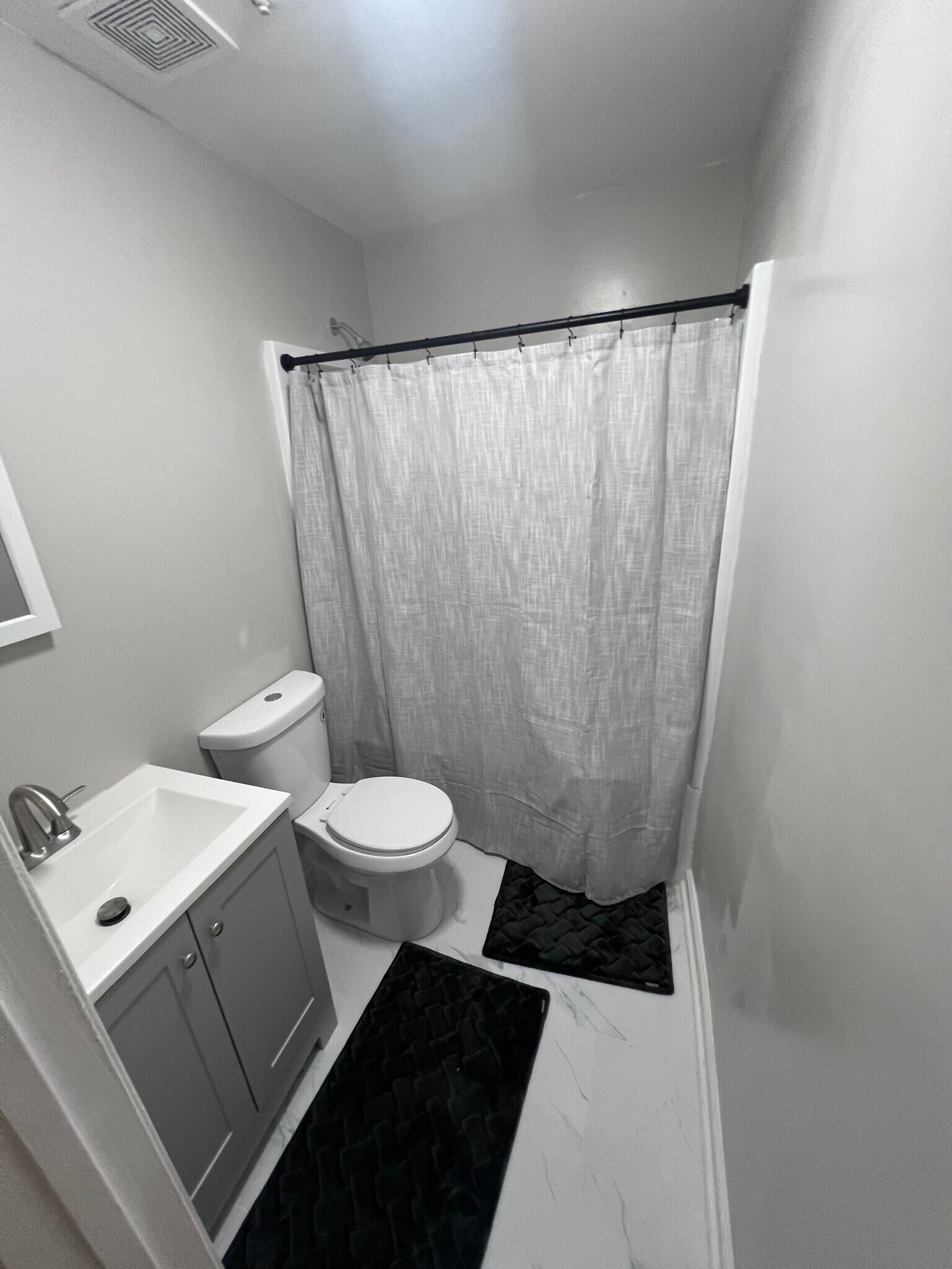 Master bathroom - 5627 Onslow Way