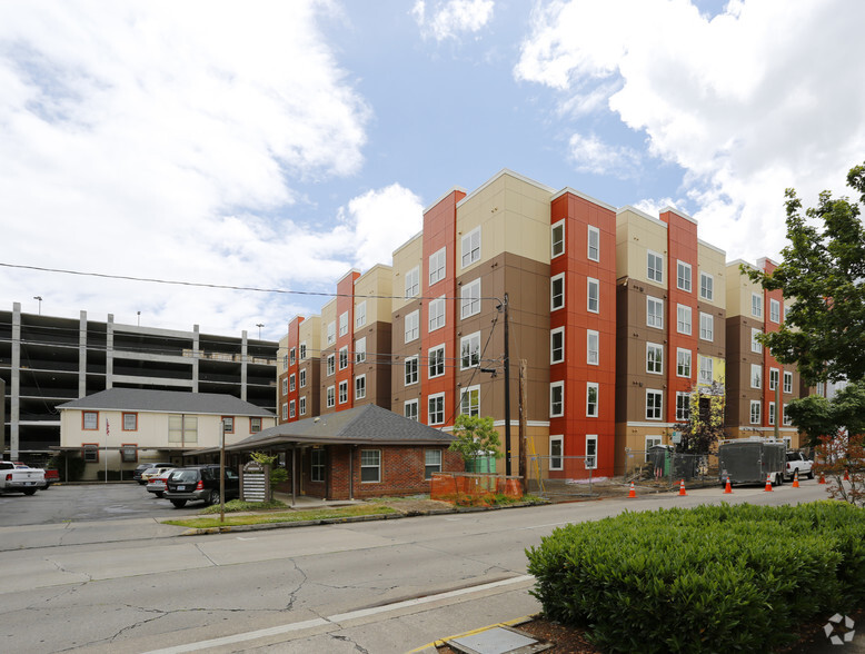 Lofts at 13th & Olive - 13th & Olive Apartments