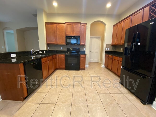 Building Photo - 7212 S St Patrick St