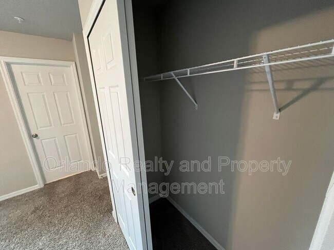 Building Photo - 2443 Sweet Viburnum Wy