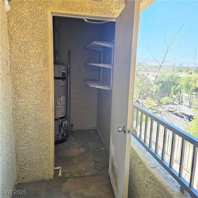 Building Photo - 2120 Ramrod Ave