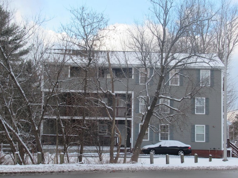 Primary Photo - 2 New Gorham Rd
