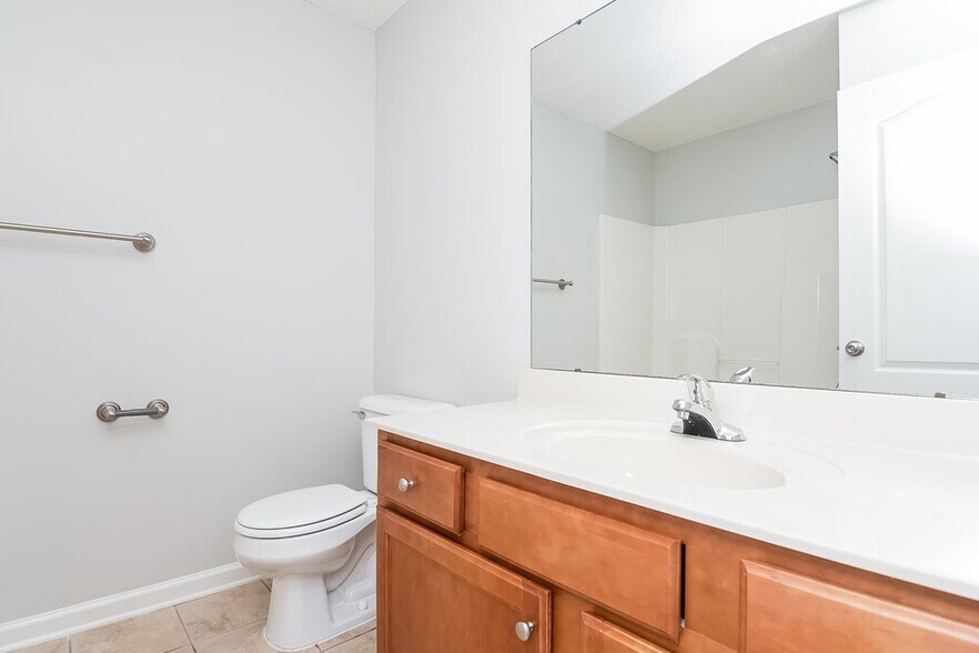 Building Photo - 5186 Zachery Run Cove