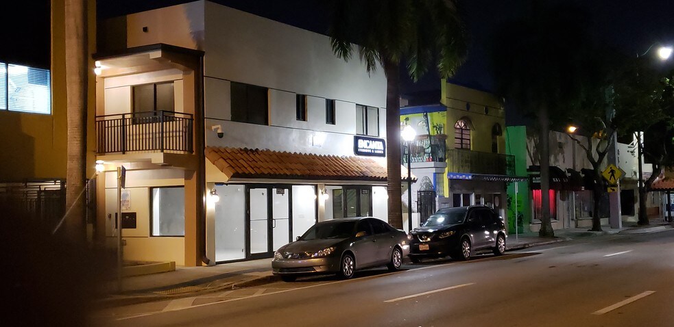 Building Photo - 2266 SW 8th St