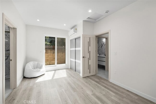Building Photo - 10801 1/2 Wescott Avenue Unit