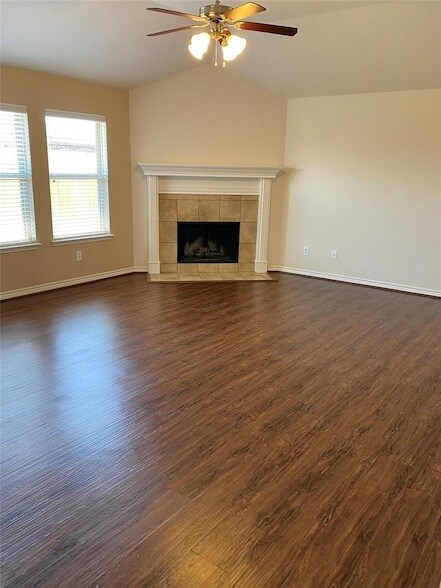 Building Photo - 3605 Chapel Hill Lane