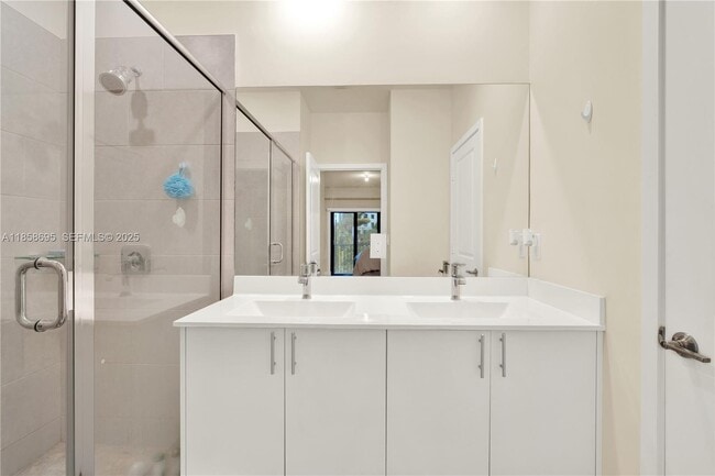 Building Photo - 4413 NW 83rd Path