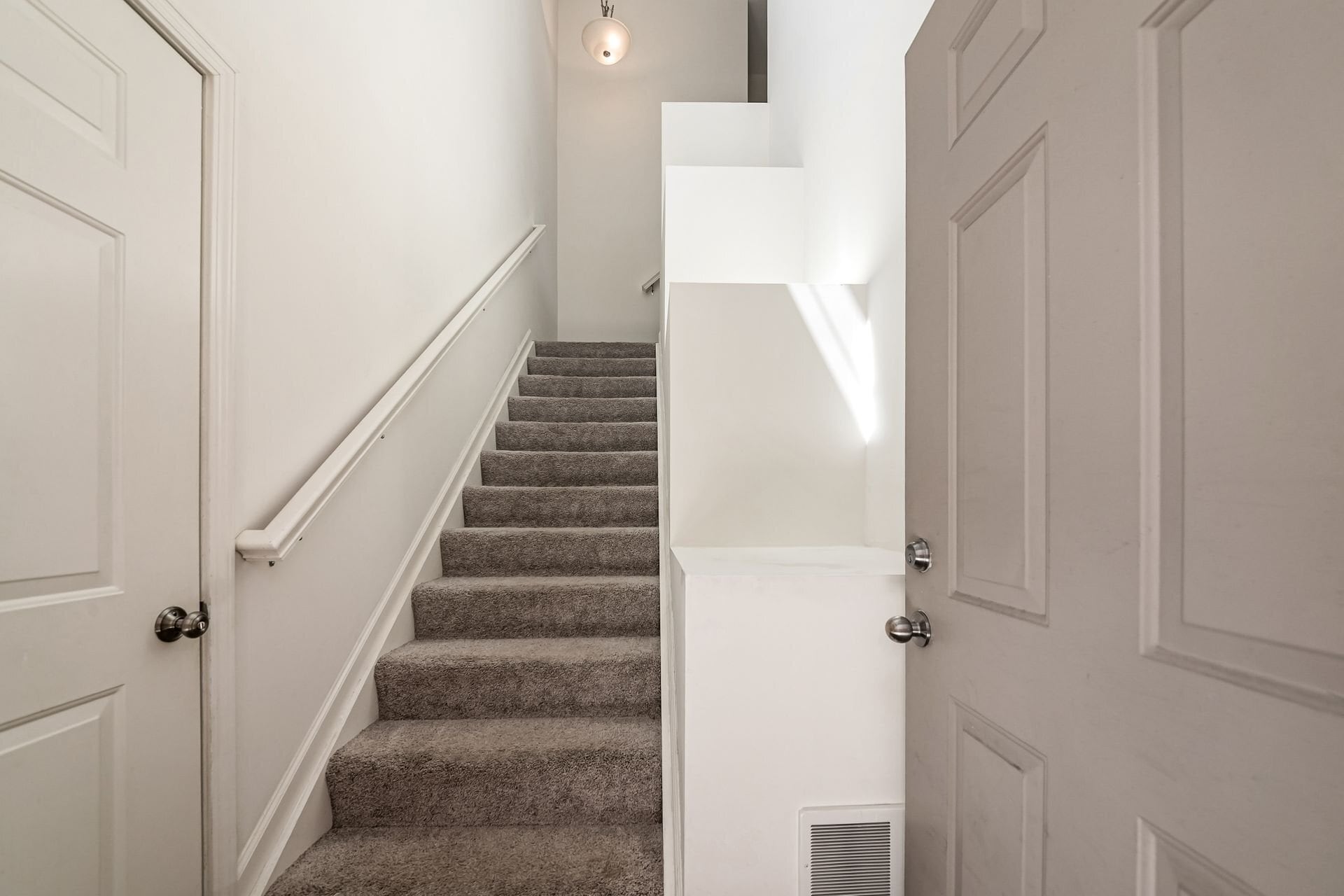 Building Photo - 3587 Evelynton Ave