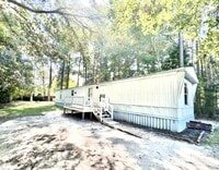 Building Photo - Coming Soon! Moble Home 5 minutes to Beach and UNCW, College Rd shopping, Central Wilmington, Wri...