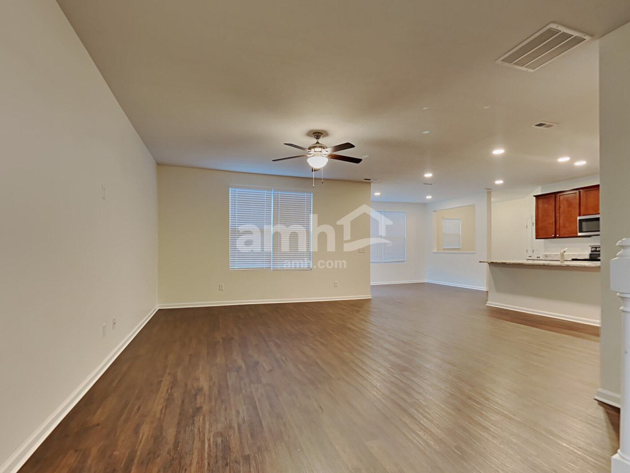 Building Photo - 6605 Shooting Star Dr