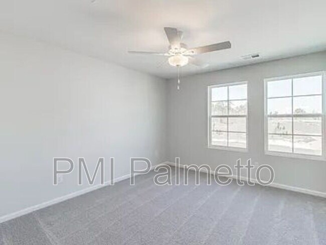 Building Photo - 3022 Harborview Dr