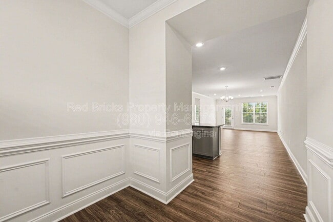 Building Photo - 4178 Steel Wy