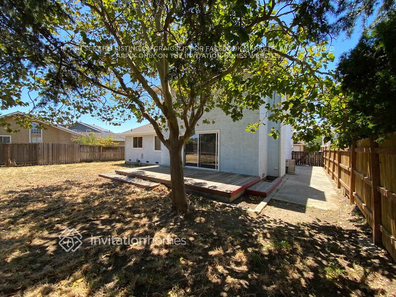 Building Photo - 4886 Birkdale Cir