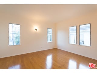 Building Photo - 8434 Blackburn Ave