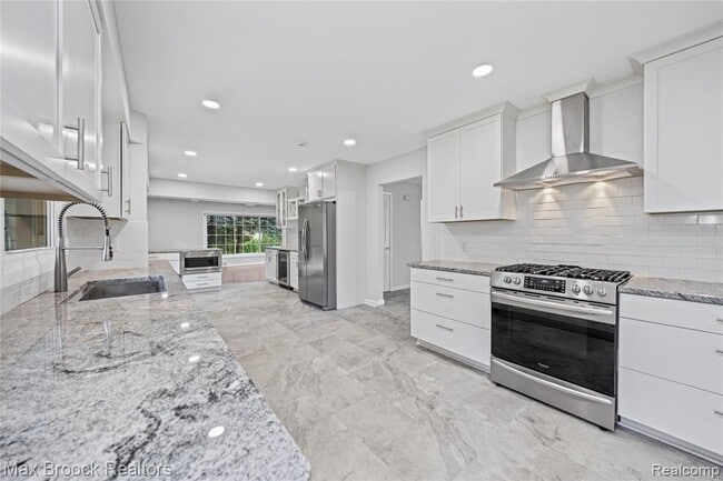 Building Photo - 2601 Lamplighter Ln