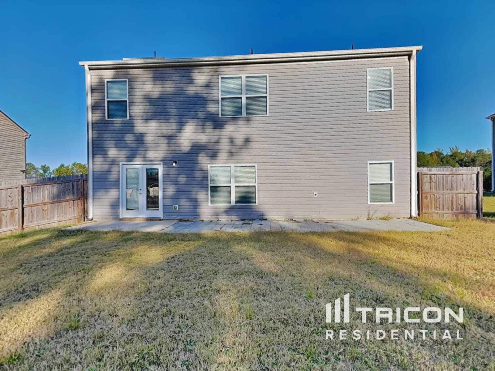 Building Photo - 1938 Roxey Ln