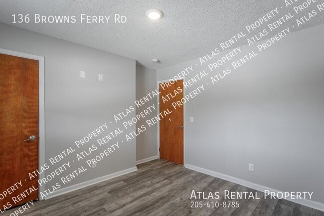 Building Photo - 136 Browns Ferry Rd