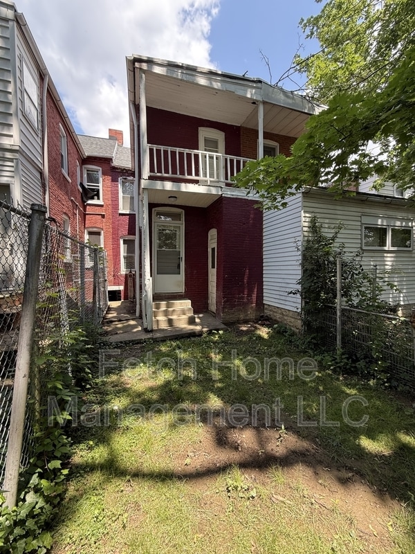 Building Photo - 830 Prangley Ave