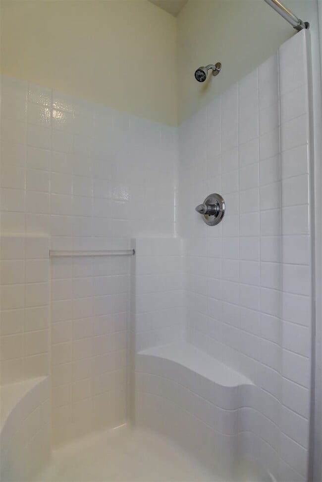 Building Photo - 7750 Spouse Dr