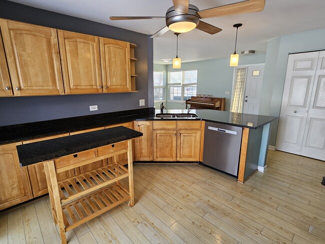 Building Photo - 157 Concord Ln