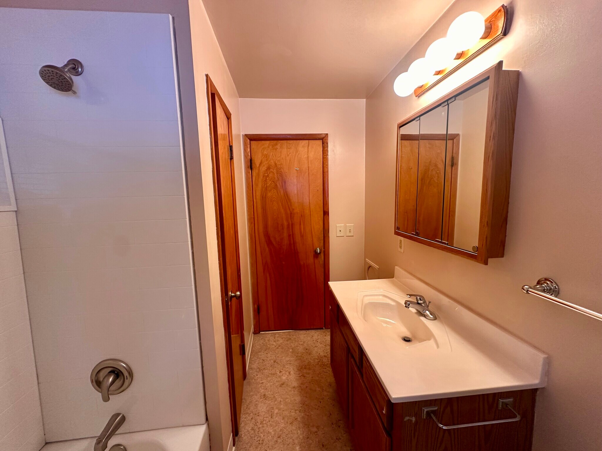 Building Photo - 1825 W Fair Ave