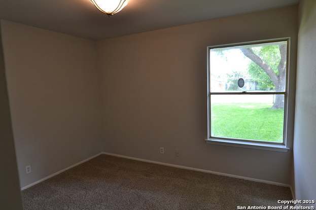 Building Photo - 6611 Woodford-