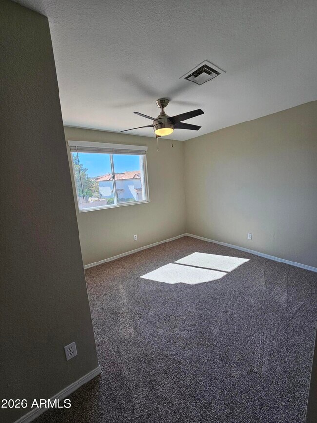 Building Photo - 16443 S 34th Way