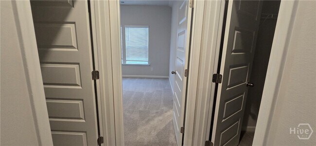 Building Photo - 107 Weyview Gdns