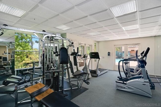 Building Photo - 680 Camino De La Reina