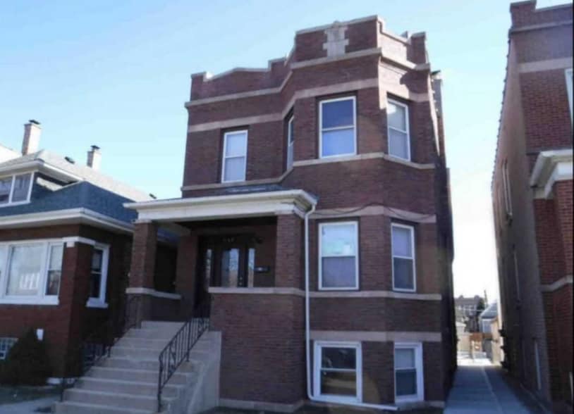 Exterior Front - 2109 S 59th Ct