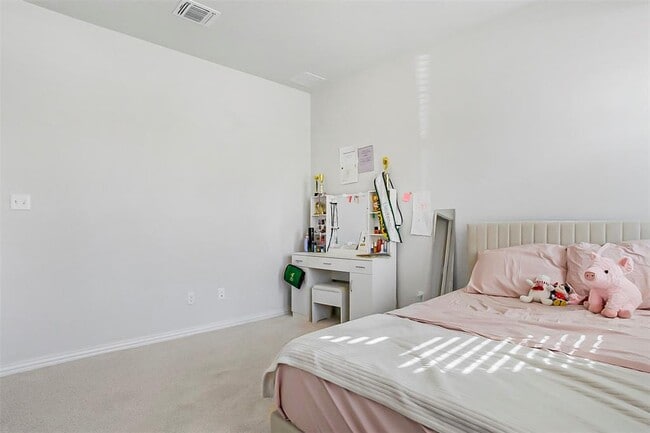 Building Photo - 1016 Calendula Trl