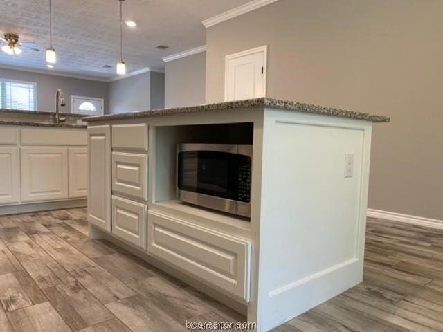 Building Photo - 509 E Pruitt St