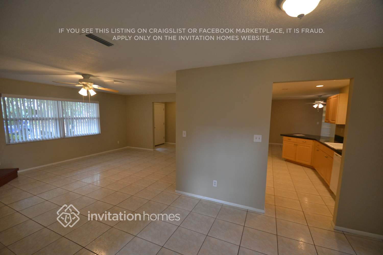 Building Photo - 130 NE Madison Cir N