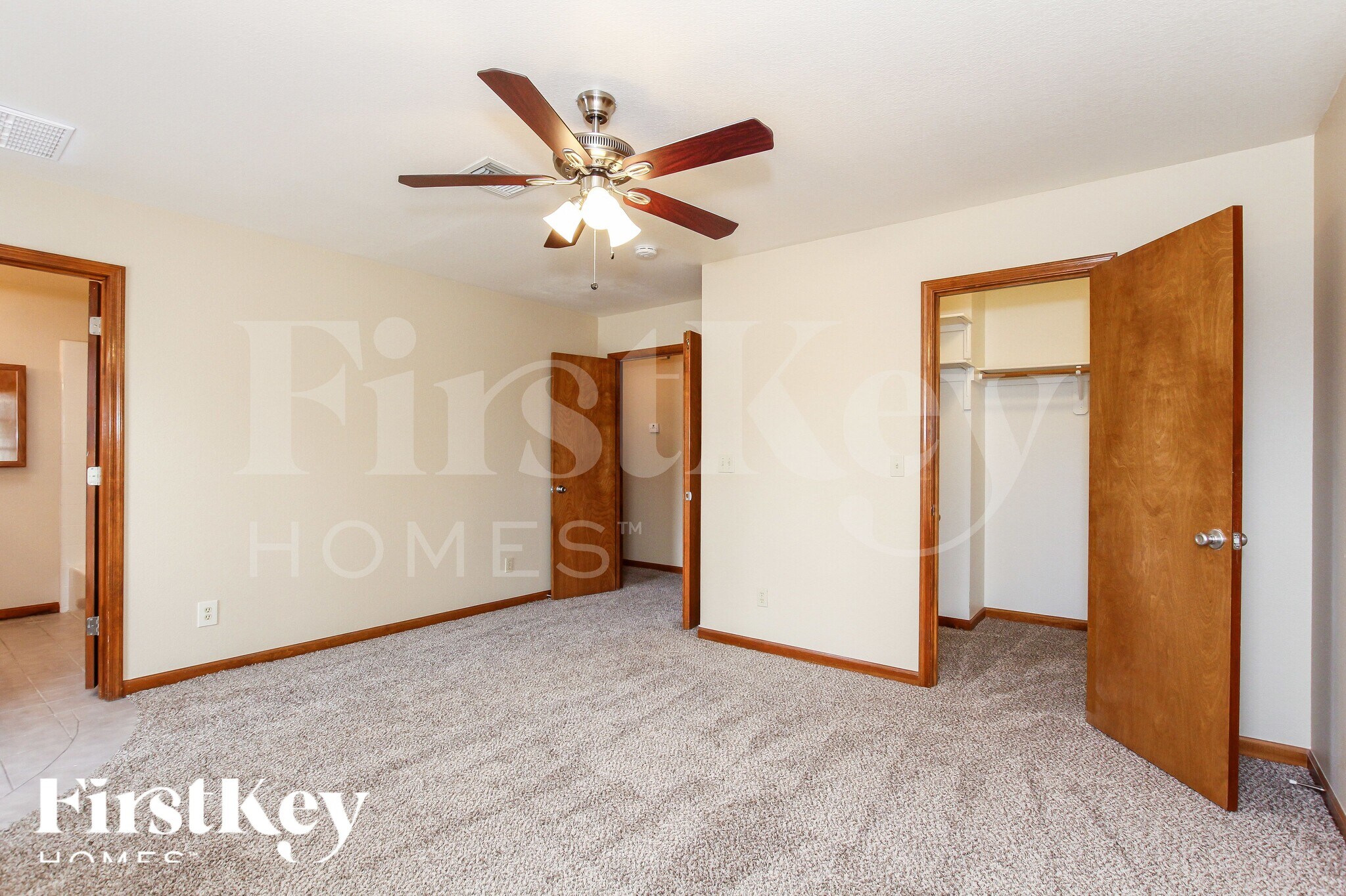 Building Photo - 5205 W Aster Dr