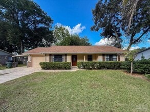 Building Photo - 940 Candlestick Dr