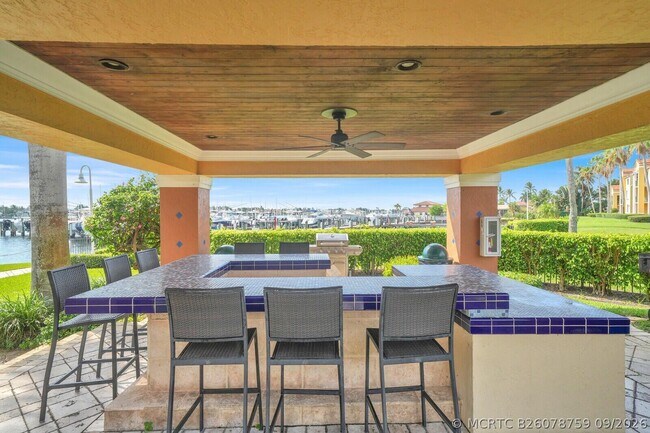 Building Photo - 103 Yacht Club Way